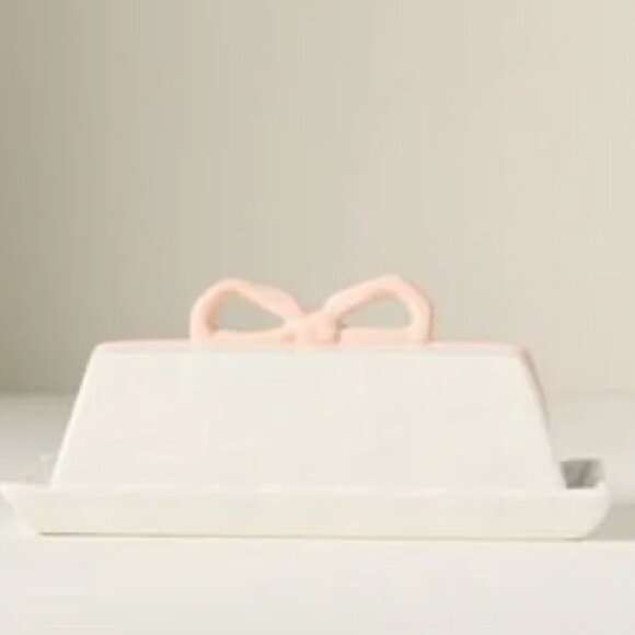 Put a Bow on it--vintage inspired butter dish in PINK by Anthropologie - Picture 1 of 6